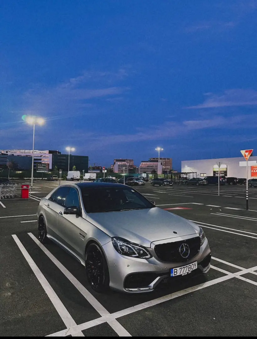 Mercedes-Benz E 63 AMG