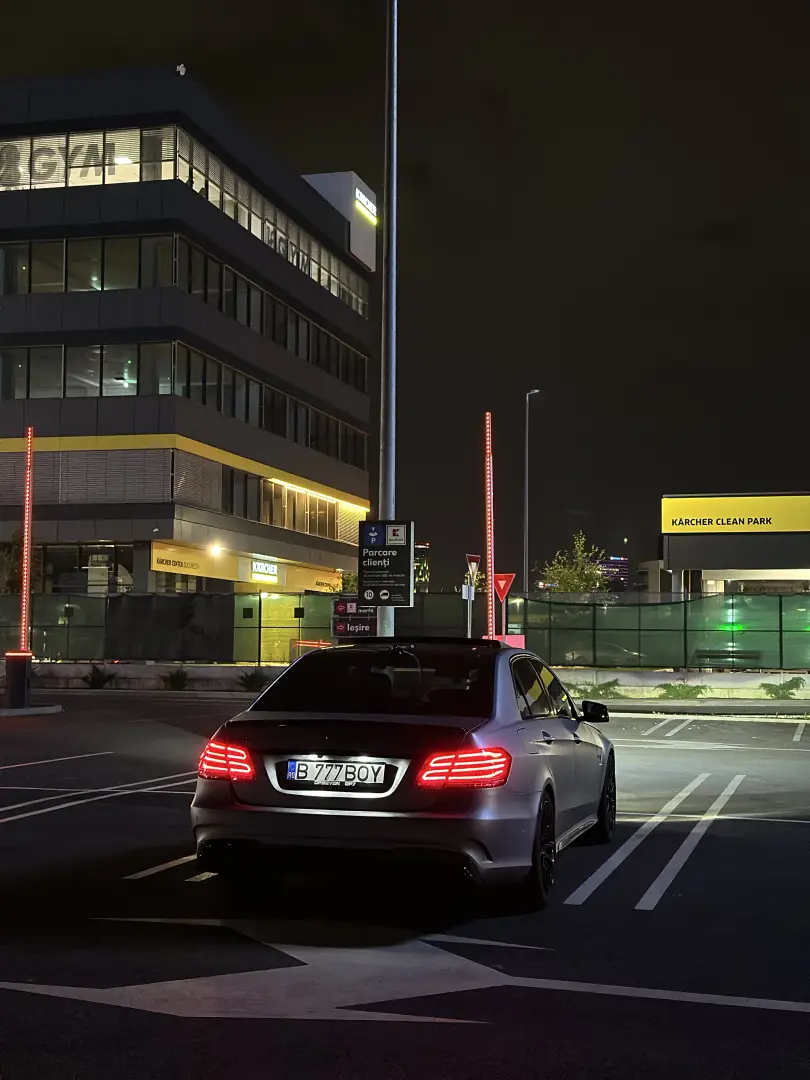 Mercedes-Benz E 63 AMG