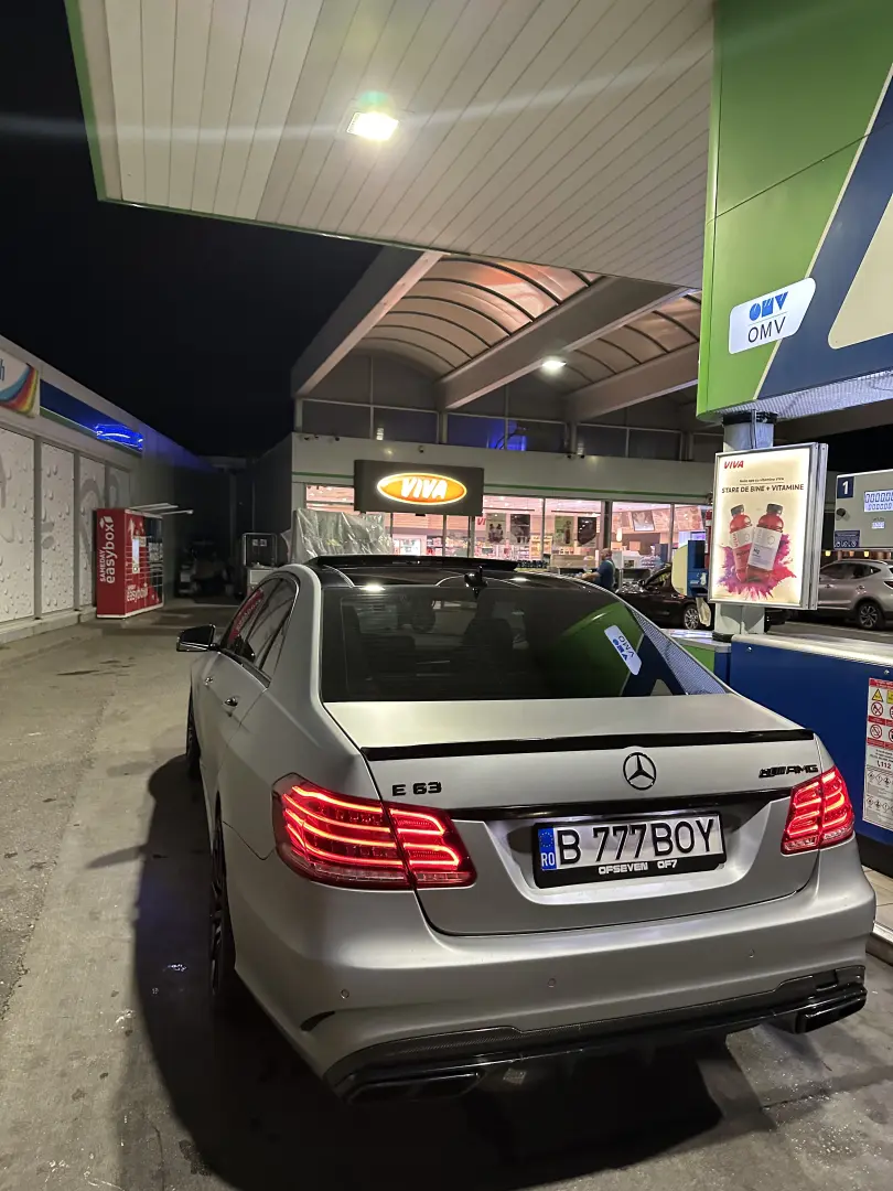 Mercedes-Benz E 63 AMG