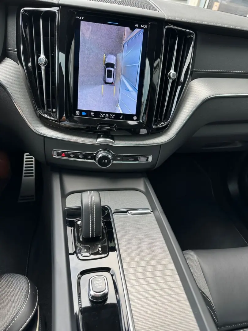 Volvo XC60 T8 R-Design Recharge AWD