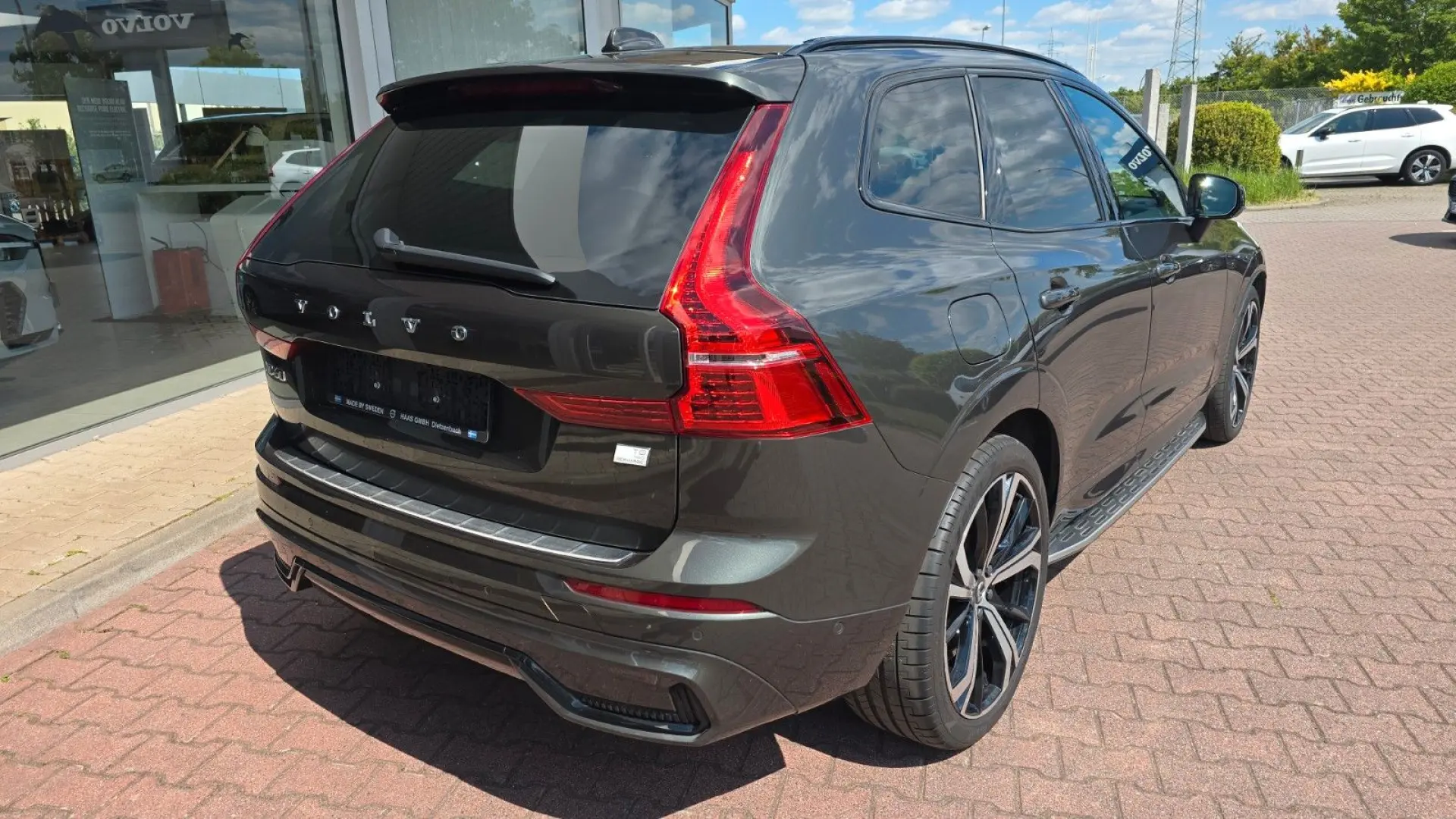 Volvo XC60 T8 AWD Recharge R Design