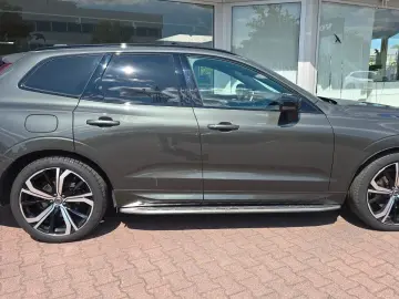 Volvo XC60 T8 AWD Recharge R Design