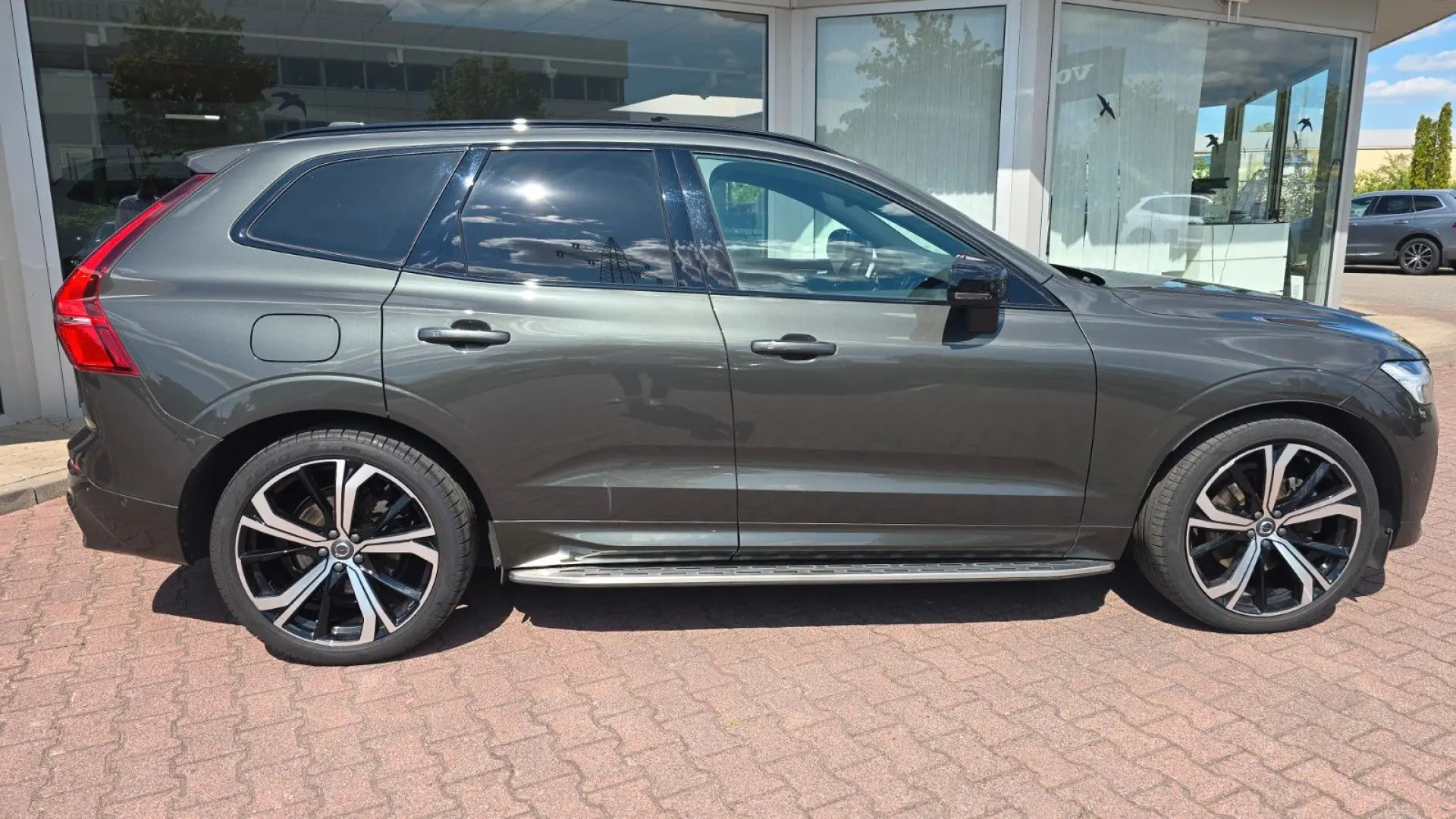 Volvo XC60 T8 AWD Recharge R Design