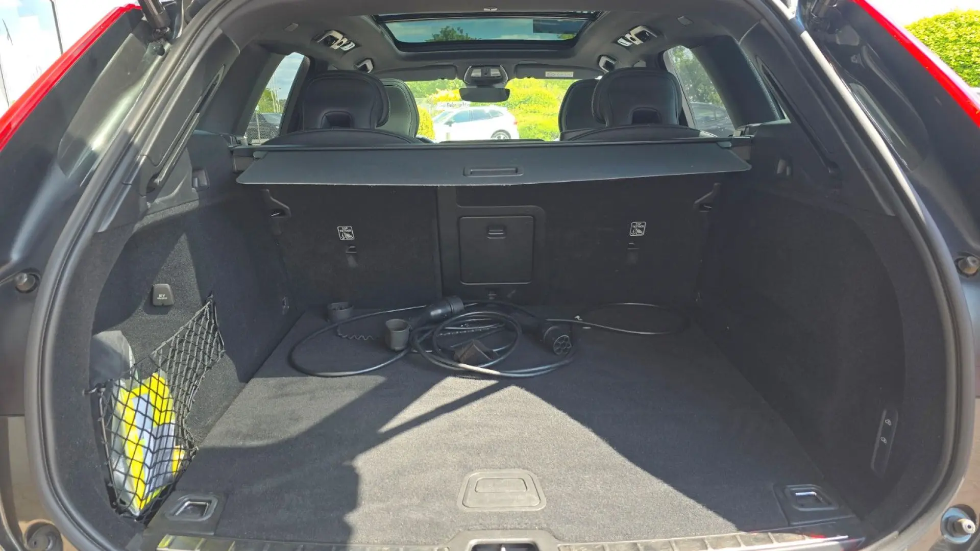 Volvo XC60 T8 AWD Recharge R Design