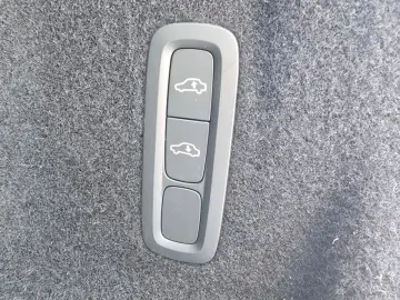 Volvo XC60 T8 AWD Recharge R Design