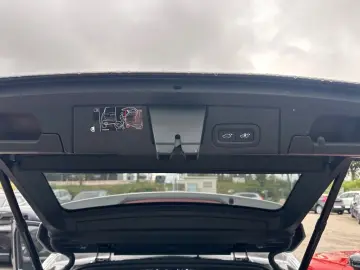 Volvo XC60 R Design Recharge Plug-In Hybrid AWD T8 Twin