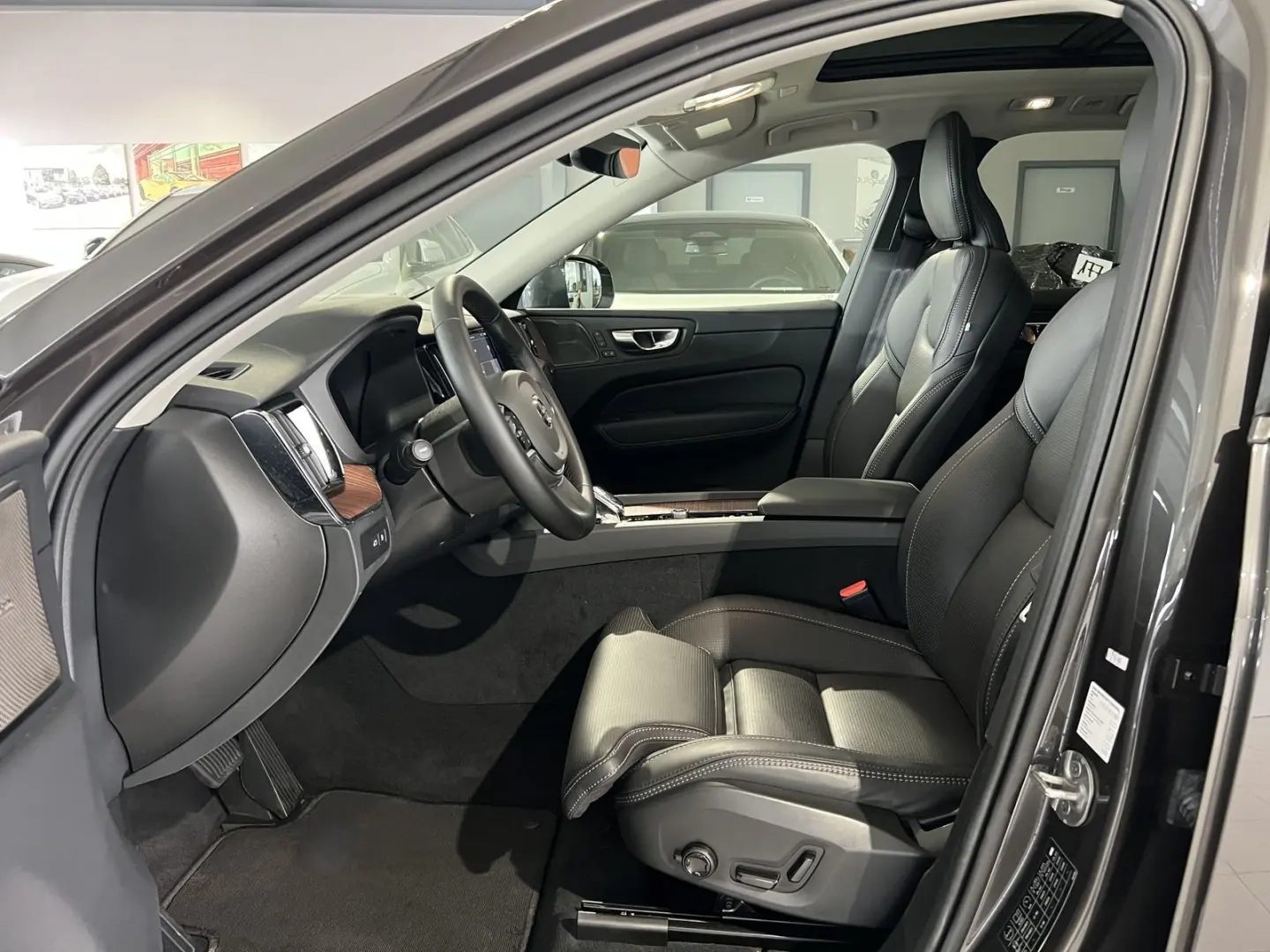 Volvo XC60 T8 Plus Bright Recharge AWD