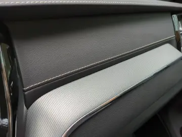 Volvo XC60 T6 Recharge R-Design