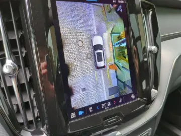 Volvo XC60 T6 Recharge R-Design