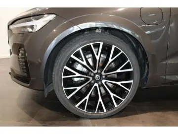 Volvo XC60 T8 Recharge R-Design AWD