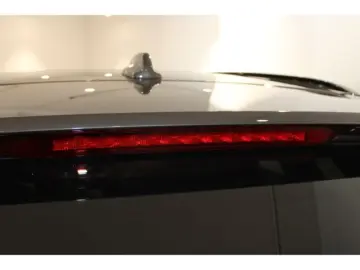 Volvo XC60 T8 Recharge R-Design AWD