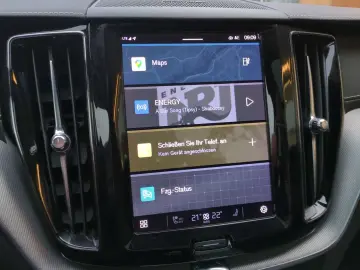 Volvo XC60 R Design Recharge Plug-In Hybrid AWD T8