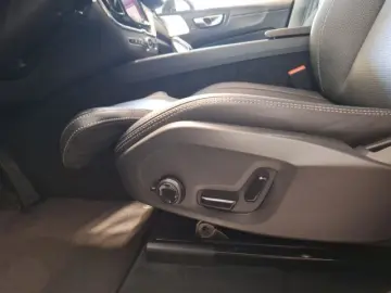 Volvo XC60 Ultimate Dark AWD T8