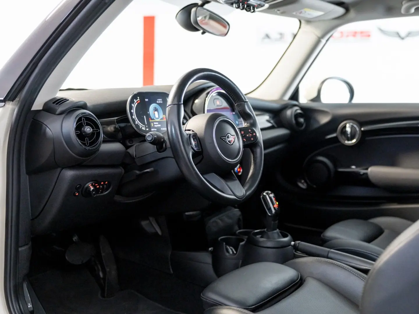 ONE Mini  NAVI-LEDER-KAMERA-GARANTIE-SERVICEPAKE