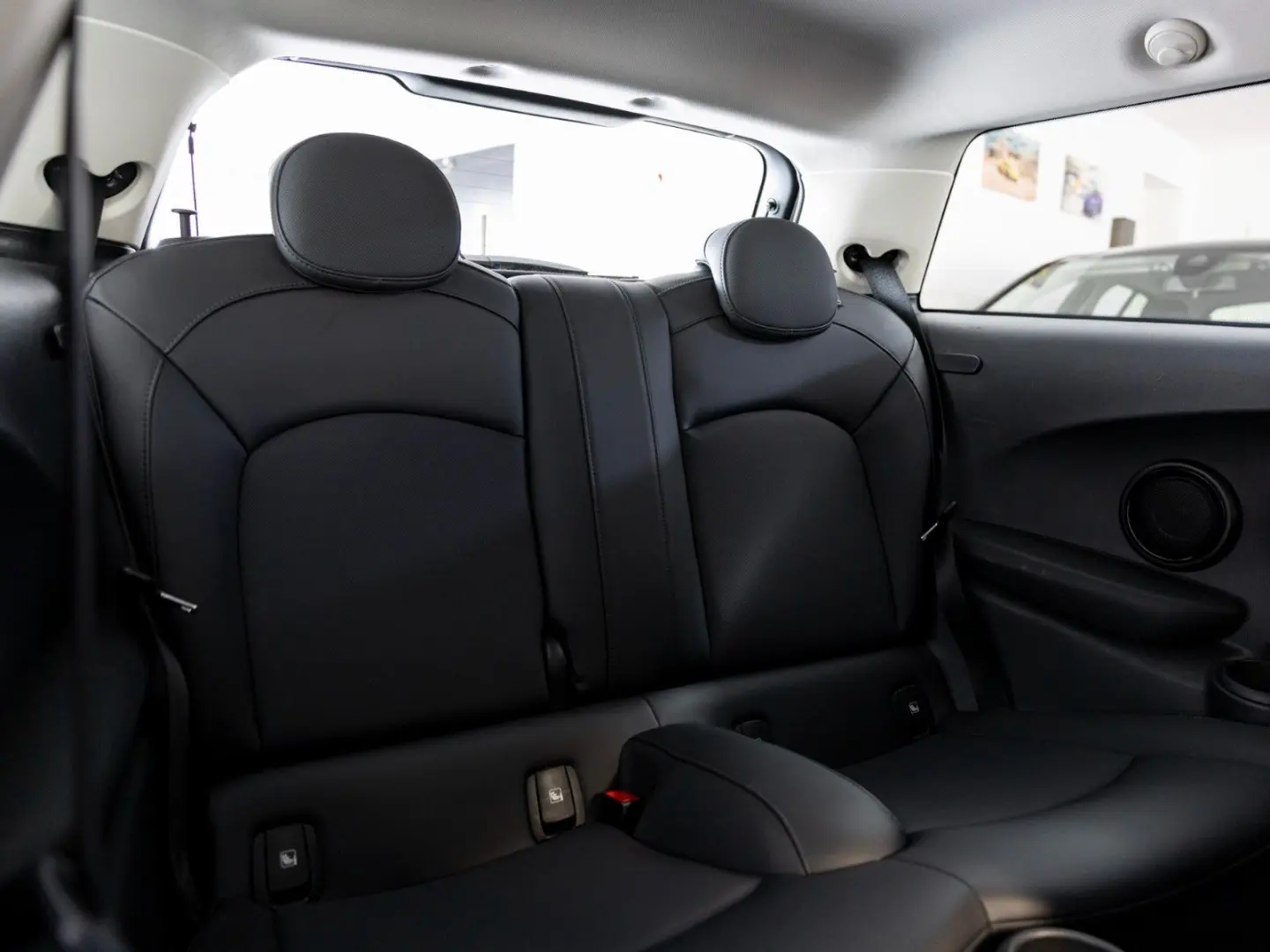 ONE Mini  NAVI-LEDER-KAMERA-GARANTIE-SERVICEPAKE