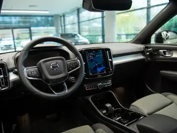 Volvo XC 40 B3 Mild Hybrid 2WD