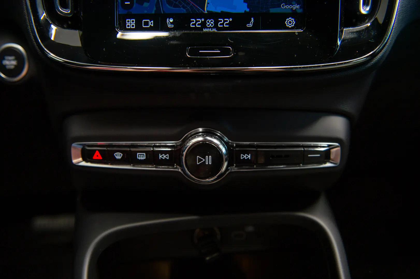 Volvo XC 40 B3 Mild Hybrid 2WD