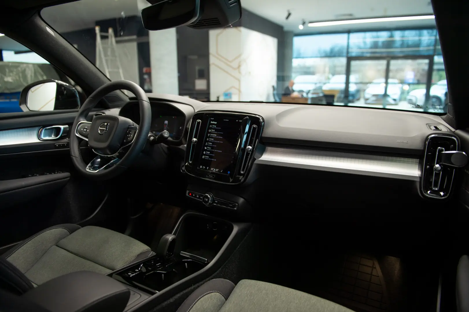 Volvo XC 40 B3 Mild Hybrid 2WD