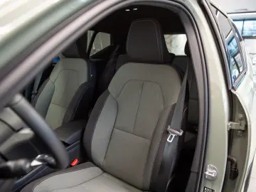 Volvo XC 40 B3 Mild Hybrid 2WD