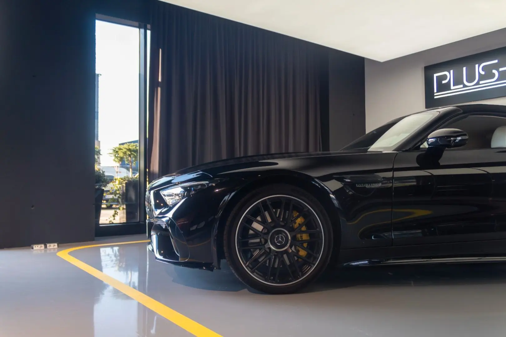 MERCEDES-BENZ AMG SL 63 4MATIC