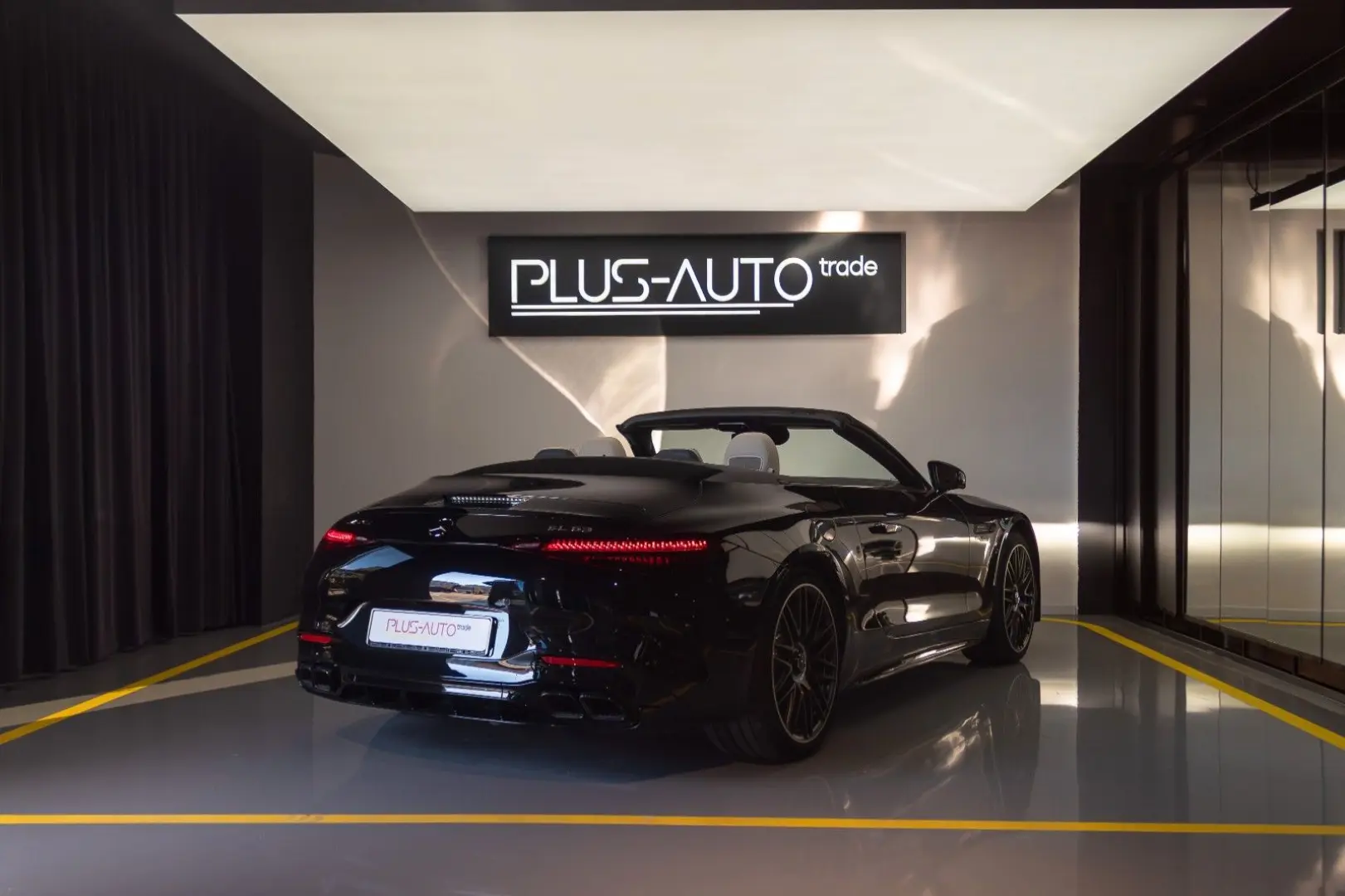 MERCEDES-BENZ AMG SL 63 4MATIC