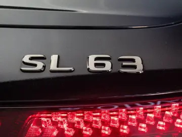 MERCEDES-BENZ AMG SL 63 4MATIC