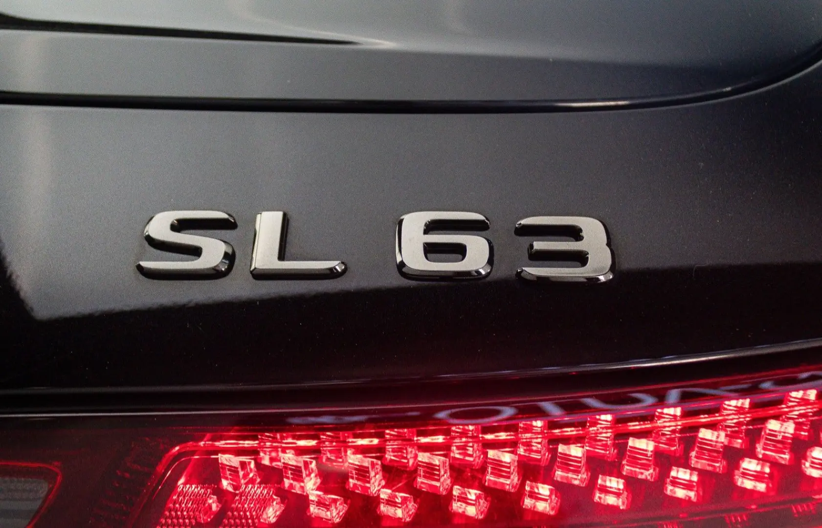 MERCEDES-BENZ AMG SL 63 4MATIC