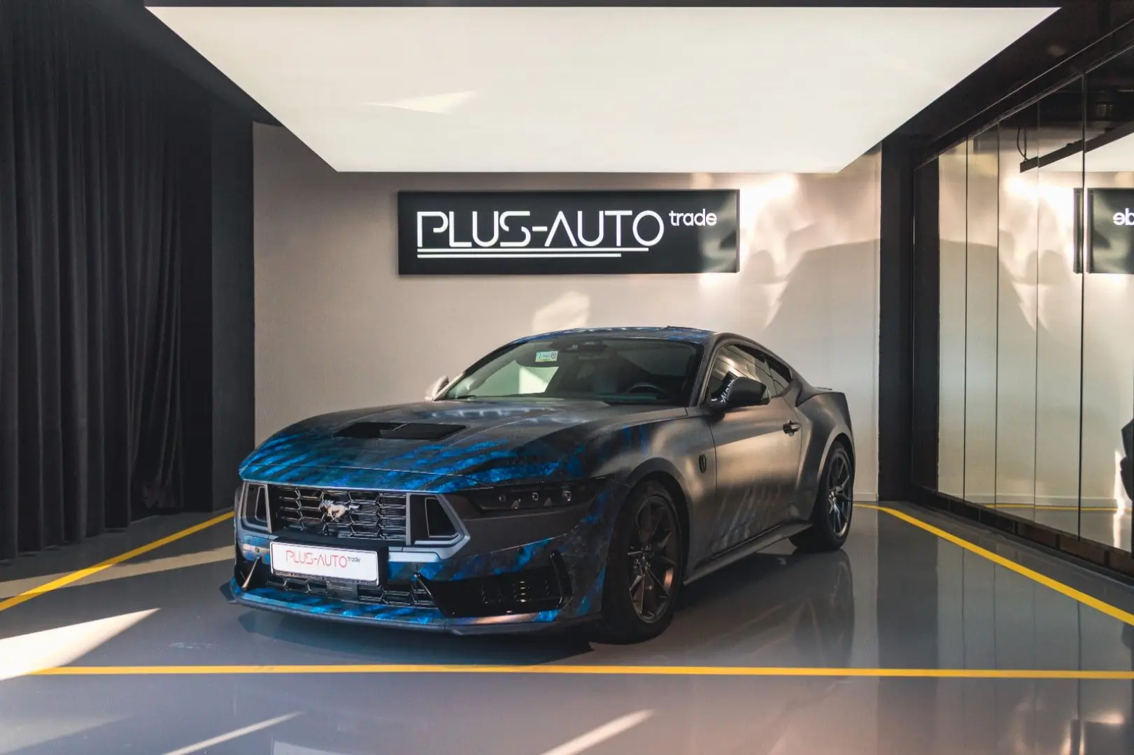 Ford Mustang Fastback 5.0 Ti-VCT V8 334 kW Dark Horse