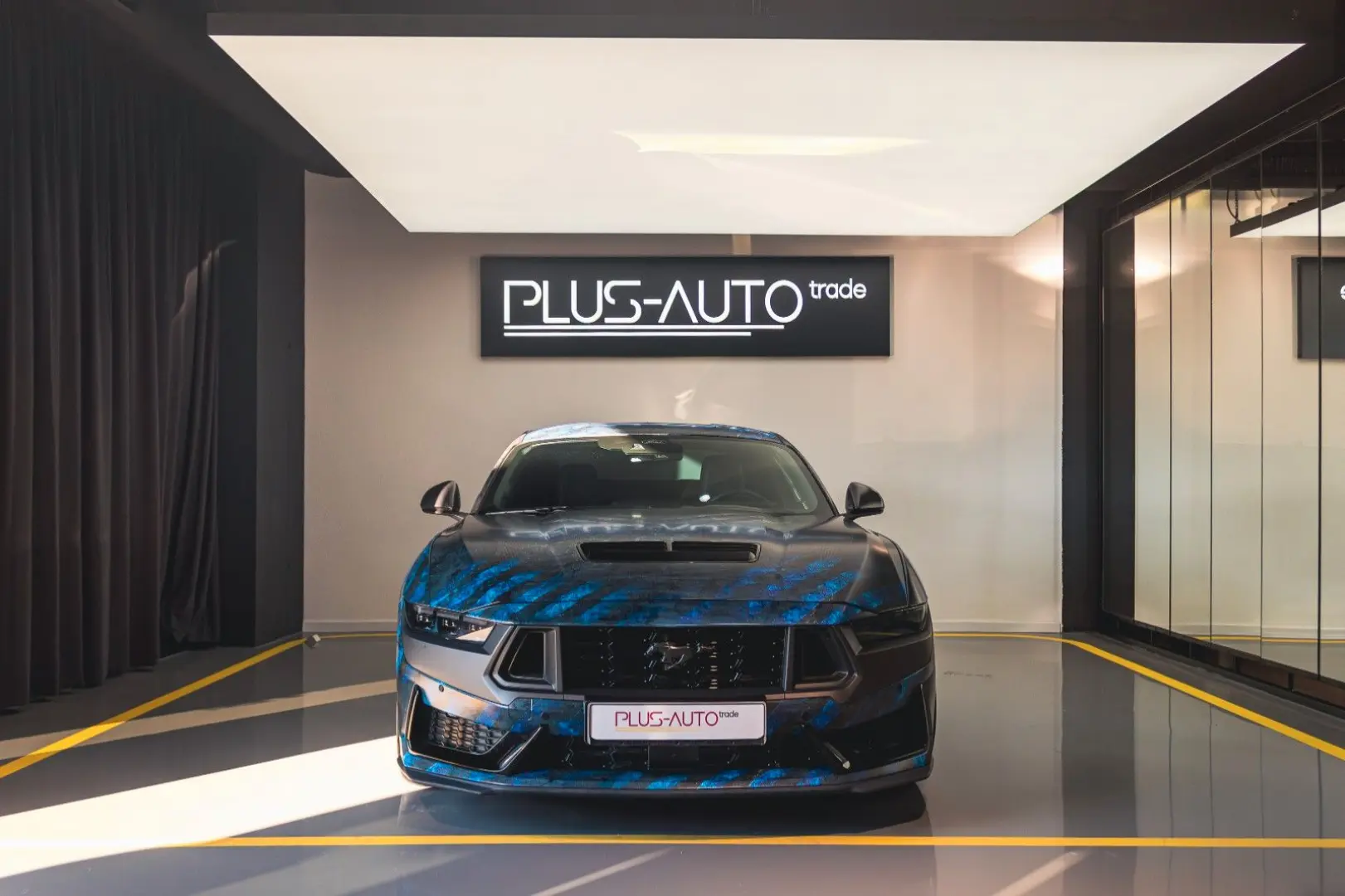 Ford Mustang Fastback 5.0 Ti-VCT V8 334 kW Dark Horse