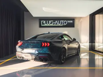 Ford Mustang Fastback 5.0 Ti-VCT V8 334 kW Dark Horse