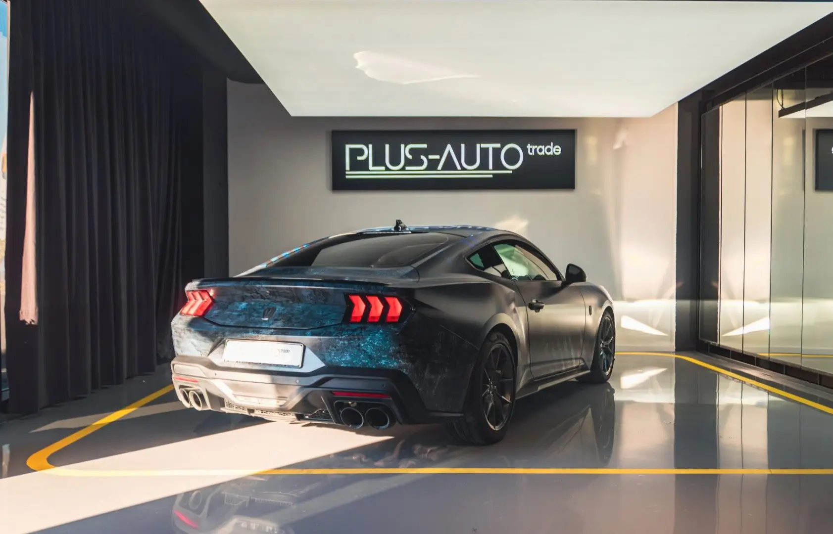 Ford Mustang Fastback 5.0 Ti-VCT V8 334 kW Dark Horse
