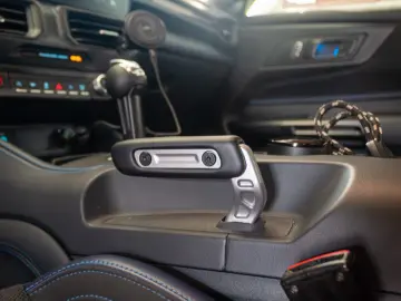 Ford Mustang Fastback 5.0 Ti-VCT V8 334 kW Dark Horse