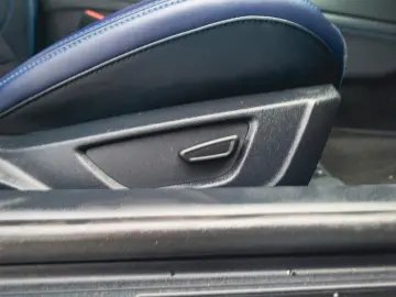 Ford Mustang Fastback 5.0 Ti-VCT V8 334 kW Dark Horse