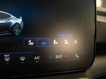 Ford Mustang Fastback 5.0 Ti-VCT V8 334 kW Dark Horse