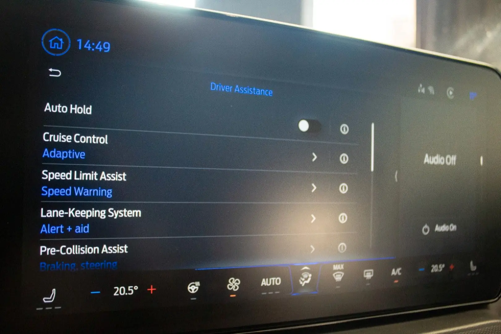 Ford Mustang Fastback 5.0 Ti-VCT V8 334 kW Dark Horse