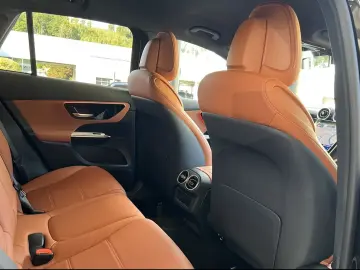 GLC 300 d 4M AVANTGARDE Siena AHK Chrom Kamera