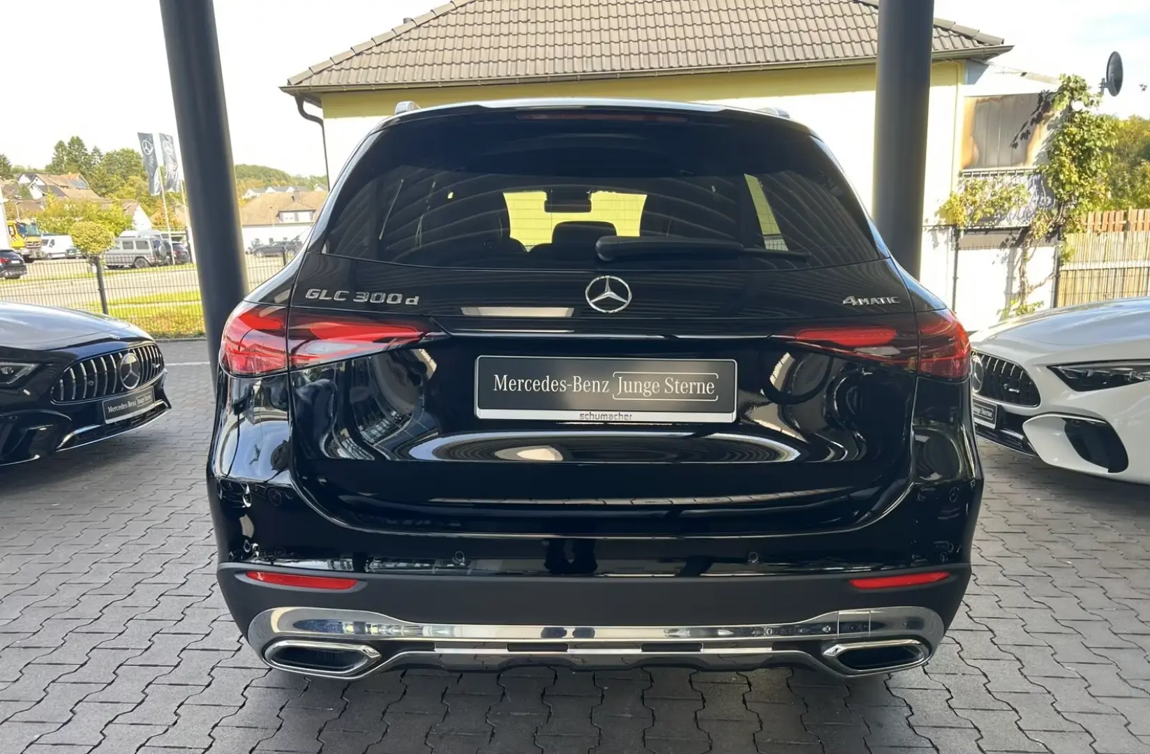 GLC 300 d 4M AVANTGARDE Siena AHK Chrom Kamera