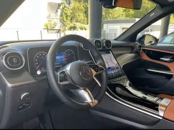 GLC 300 d 4M AVANTGARDE Siena AHK Chrom Kamera