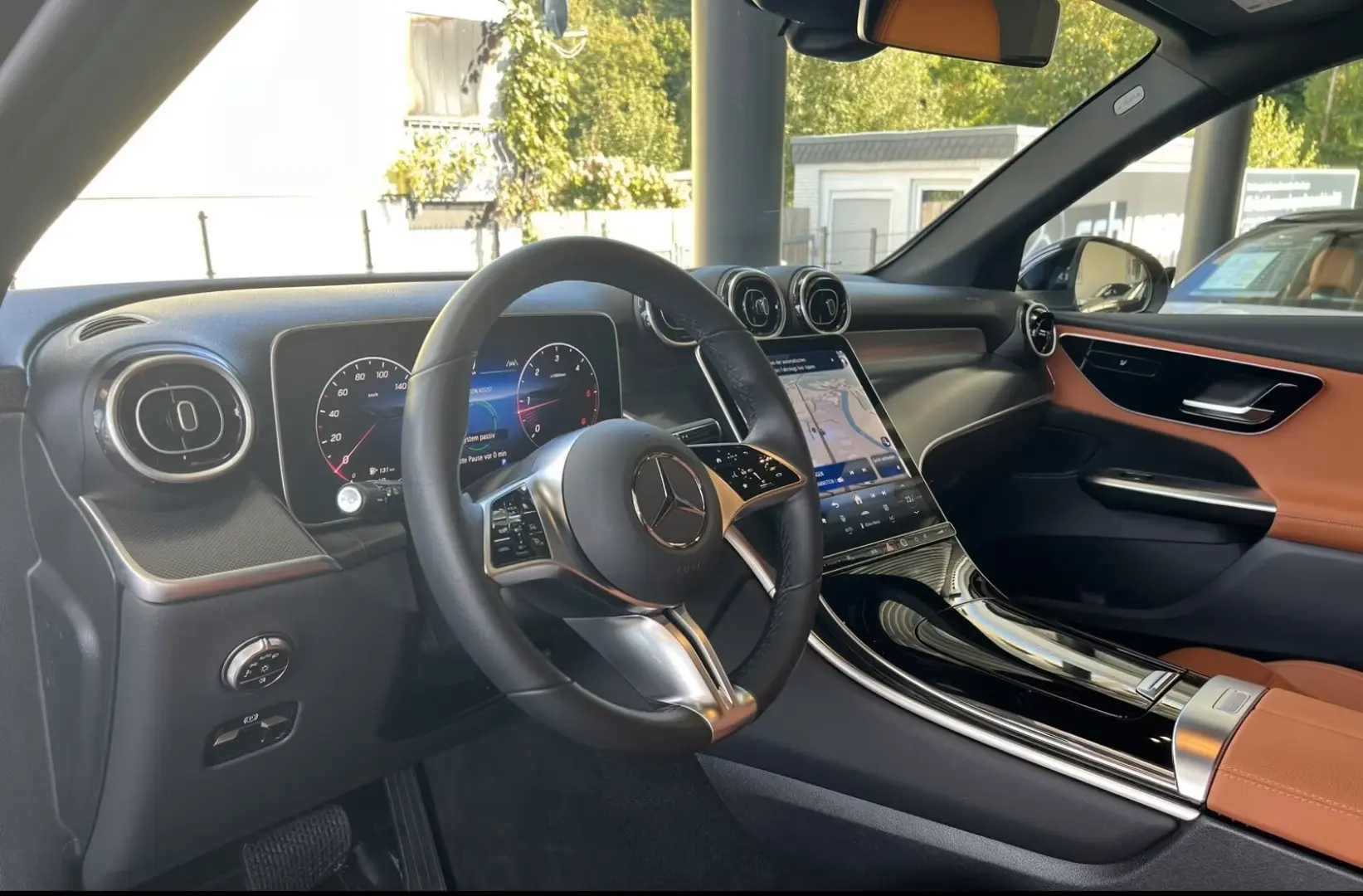 GLC 300 d 4M AVANTGARDE Siena AHK Chrom Kamera