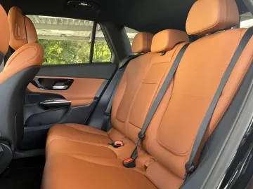 GLC 300 d 4M AVANTGARDE Siena AHK Chrom Kamera