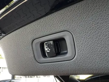 GLC 300 d 4M AVANTGARDE Siena AHK Chrom Kamera