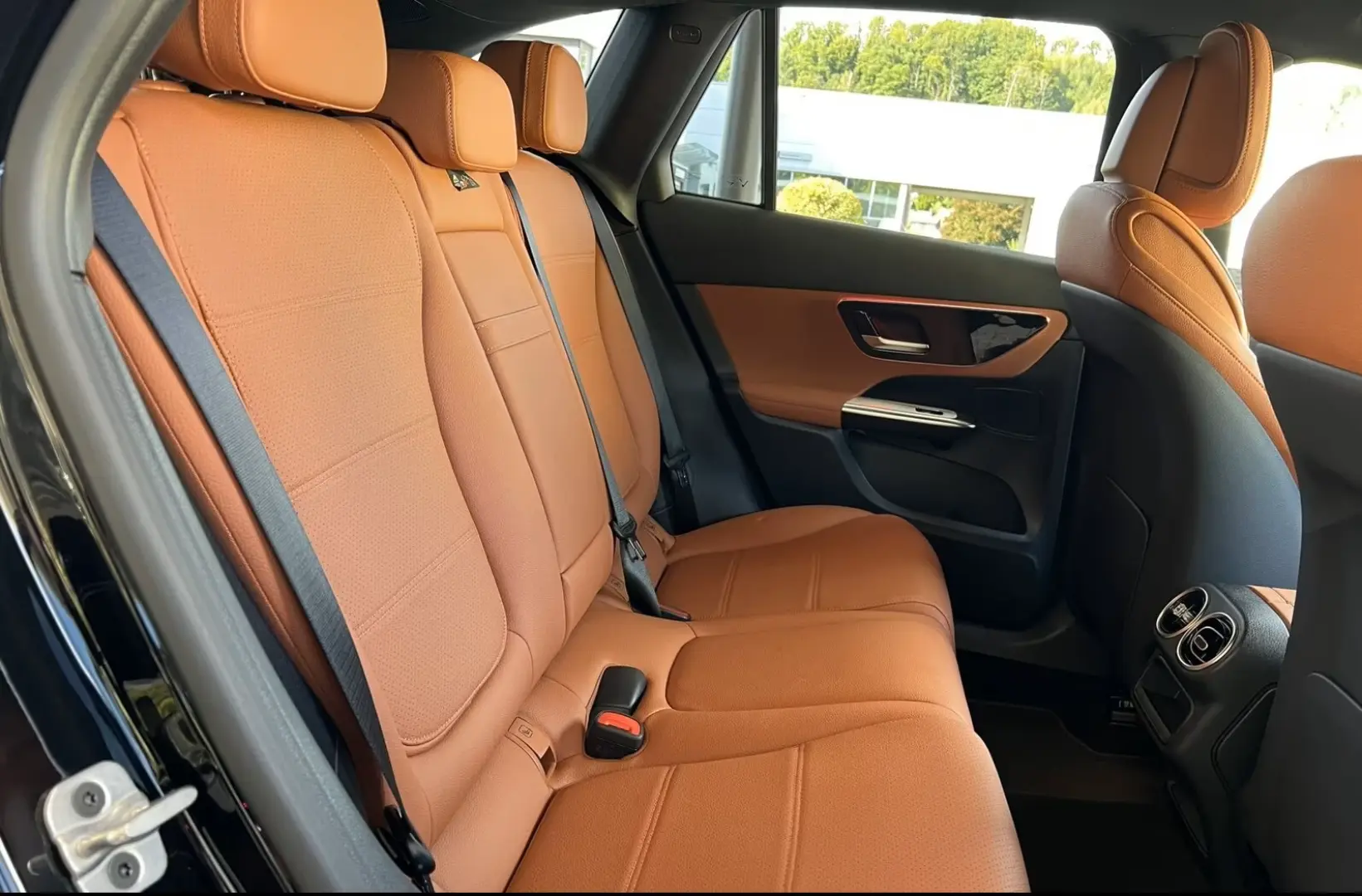 GLC 300 d 4M AVANTGARDE Siena AHK Chrom Kamera