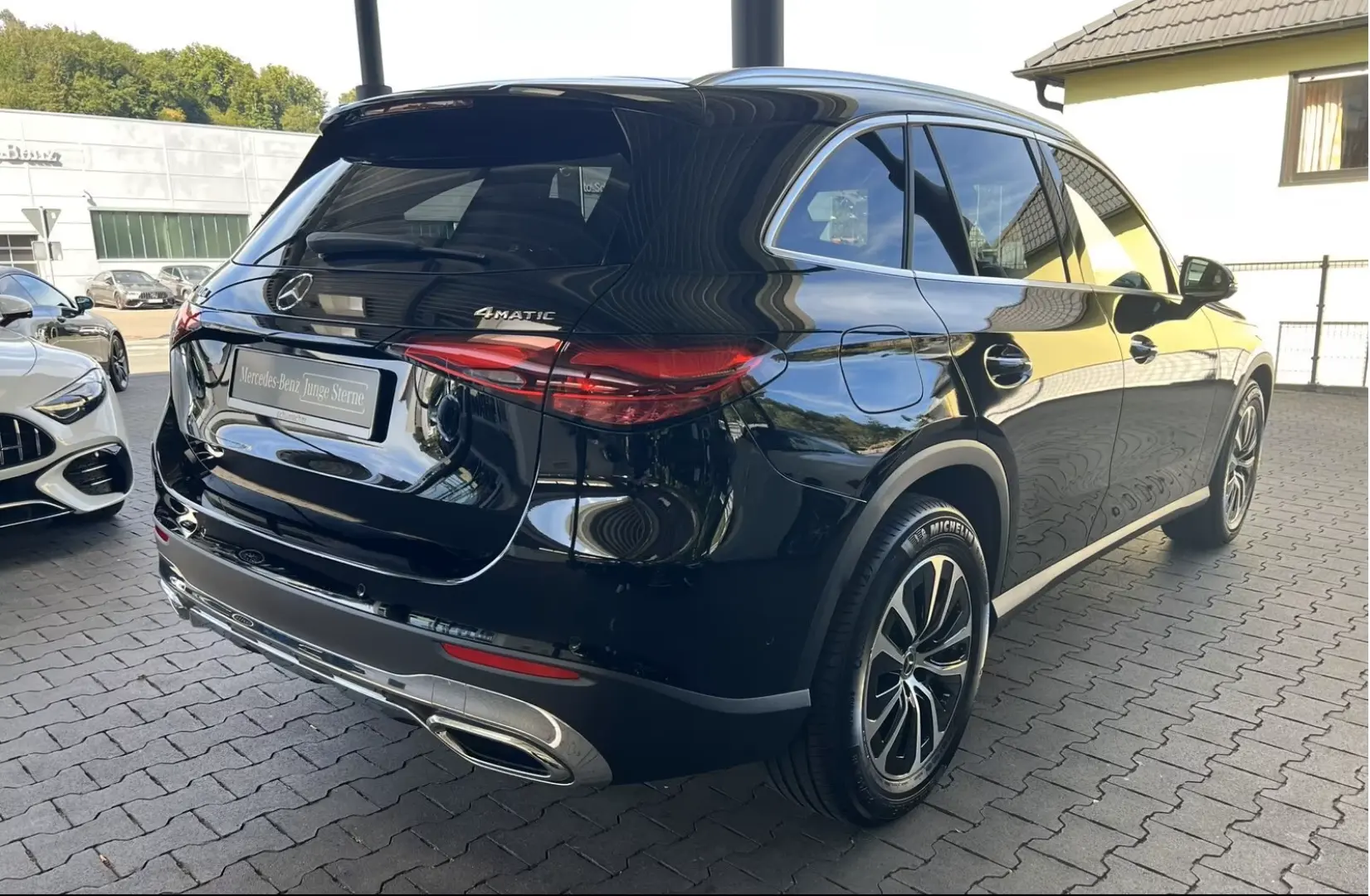 GLC 300 d 4M AVANTGARDE Siena AHK Chrom Kamera