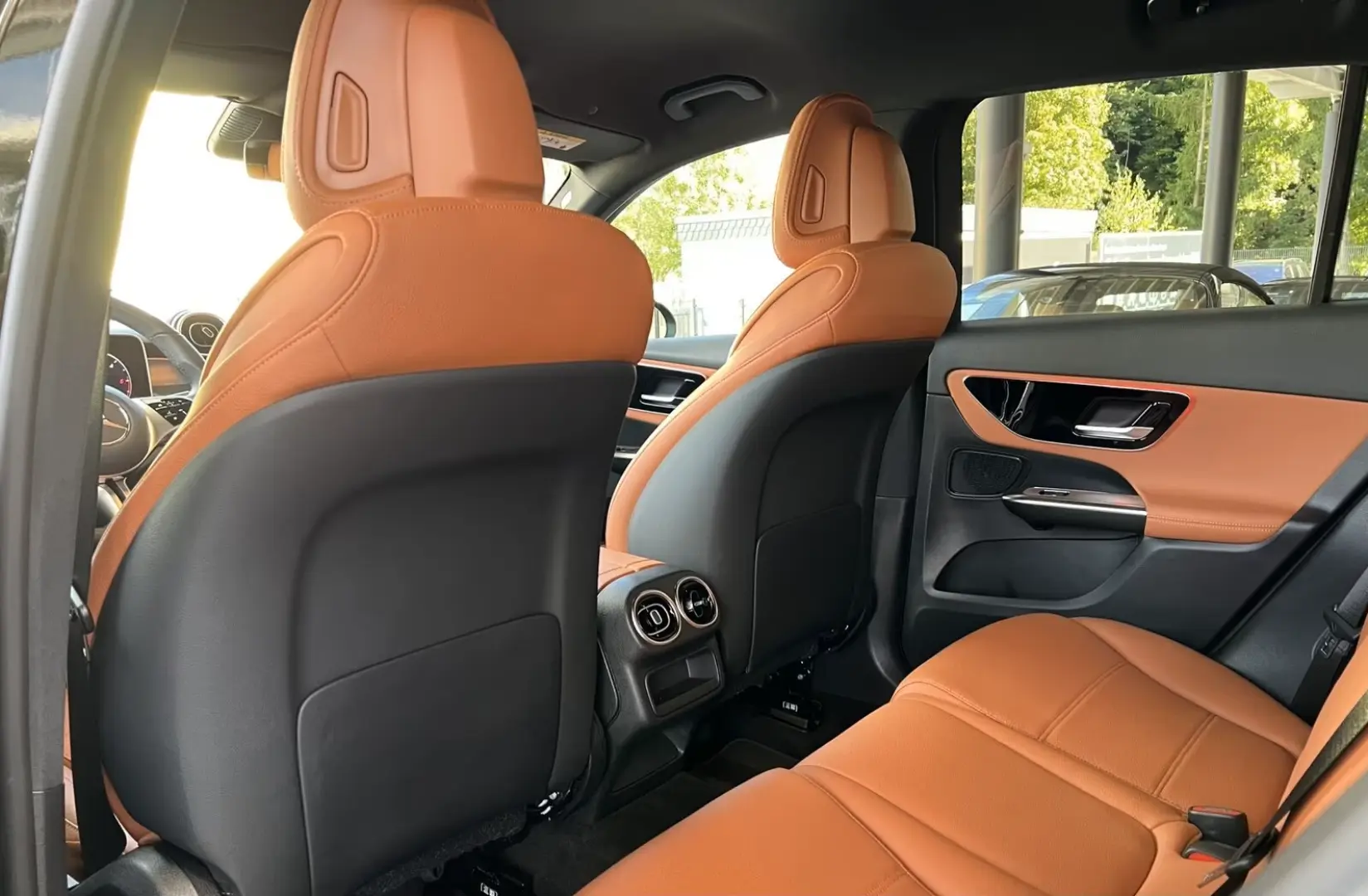 GLC 300 d 4M AVANTGARDE Siena AHK Chrom Kamera