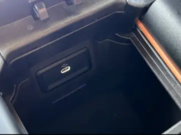 GLC 300 d 4M AVANTGARDE Siena AHK Chrom Kamera