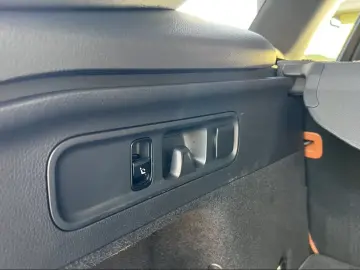 GLC 300 d 4M AVANTGARDE Siena AHK Chrom Kamera