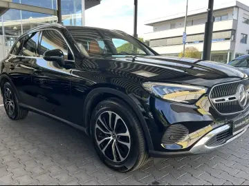 GLC 300 d 4M AVANTGARDE Siena AHK Chrom Kamera
