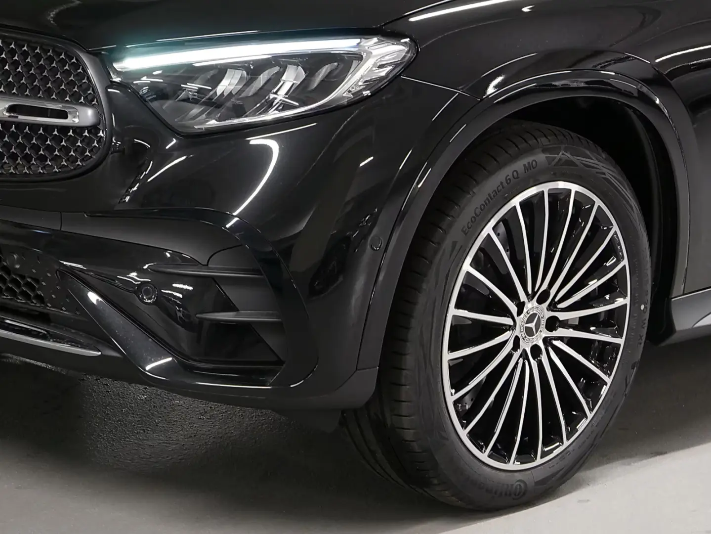 Mercedes-Benz GLC 200 d 4MATIC LED MBUX AMG