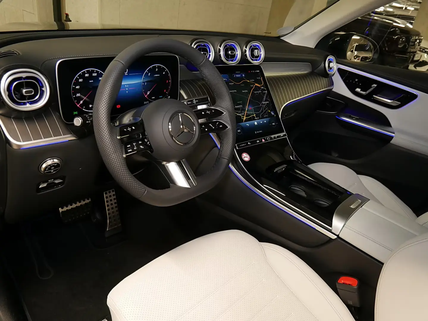 Mercedes-Benz GLC 200 d 4MATIC LED MBUX AMG