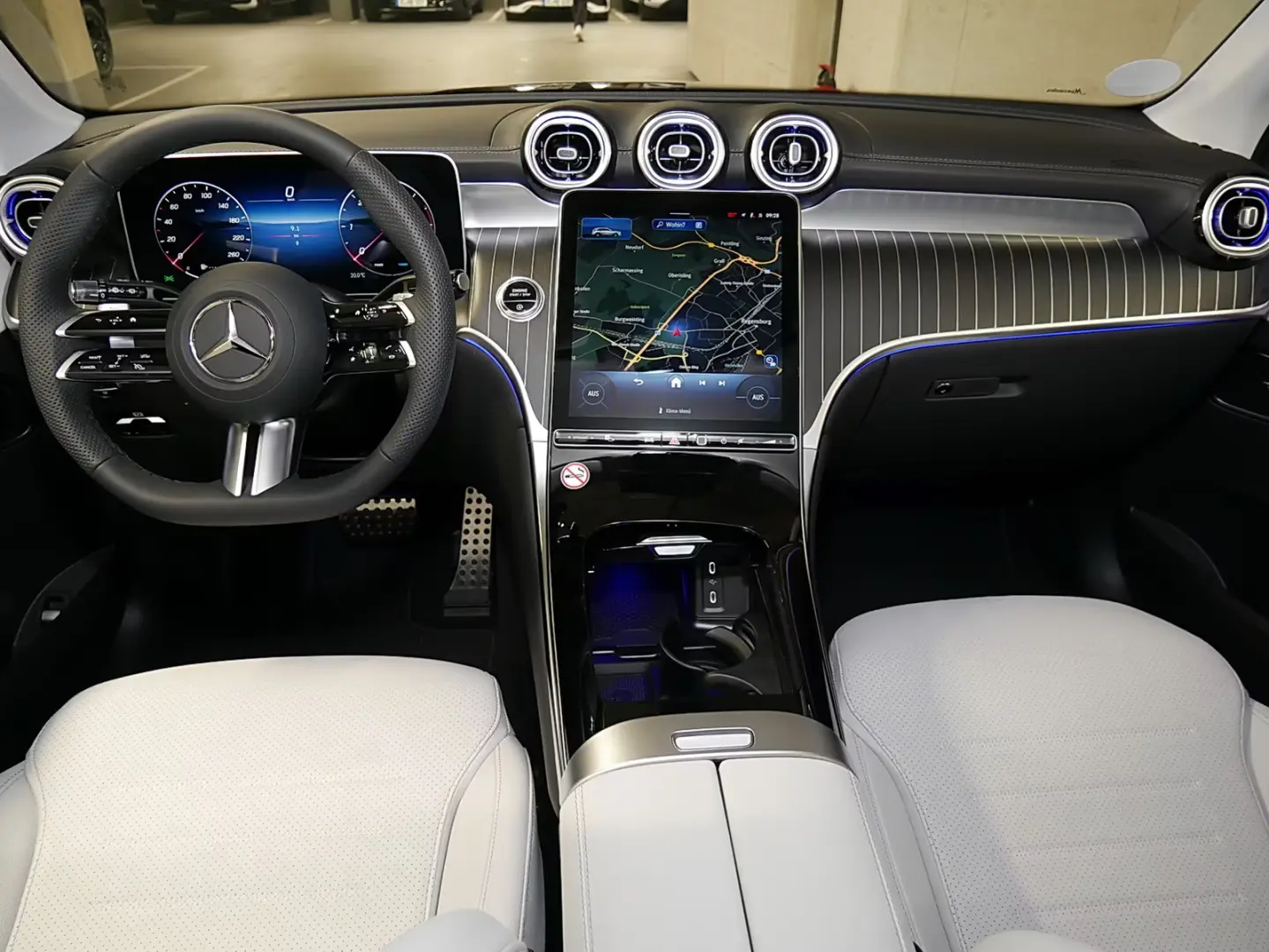 Mercedes-Benz GLC 200 d 4MATIC LED MBUX AMG